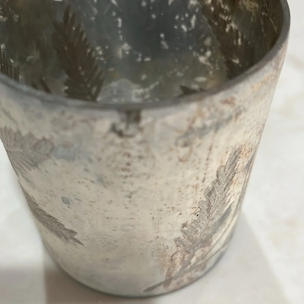 Creative Co-Op Glass Votive Holder with Etched Leaf Pattern/NWOT